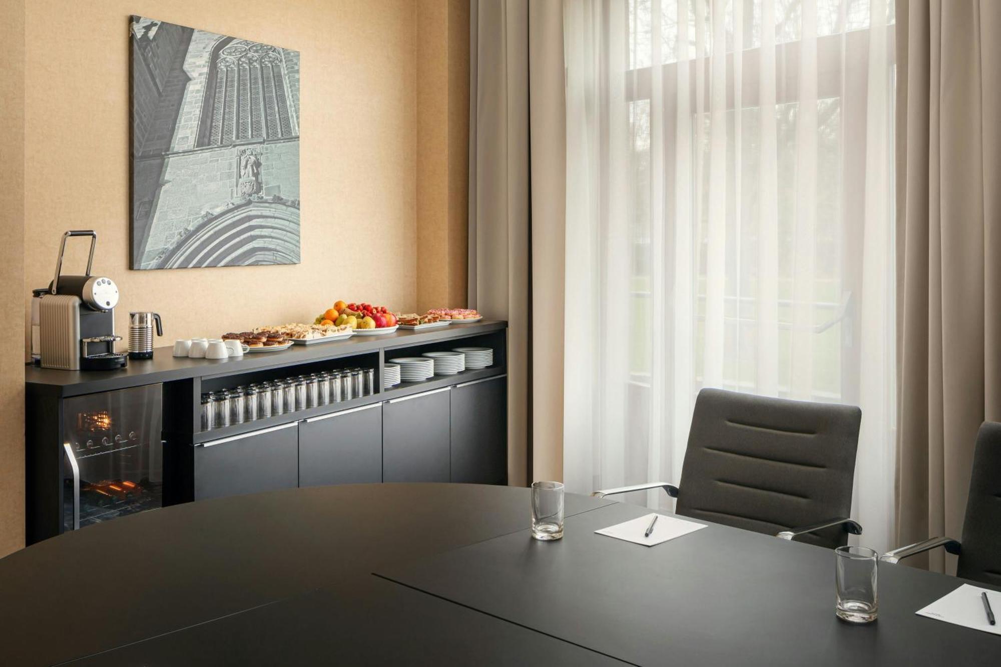 מלון Courtyard By Marriott Pilsen מראה חיצוני תמונה