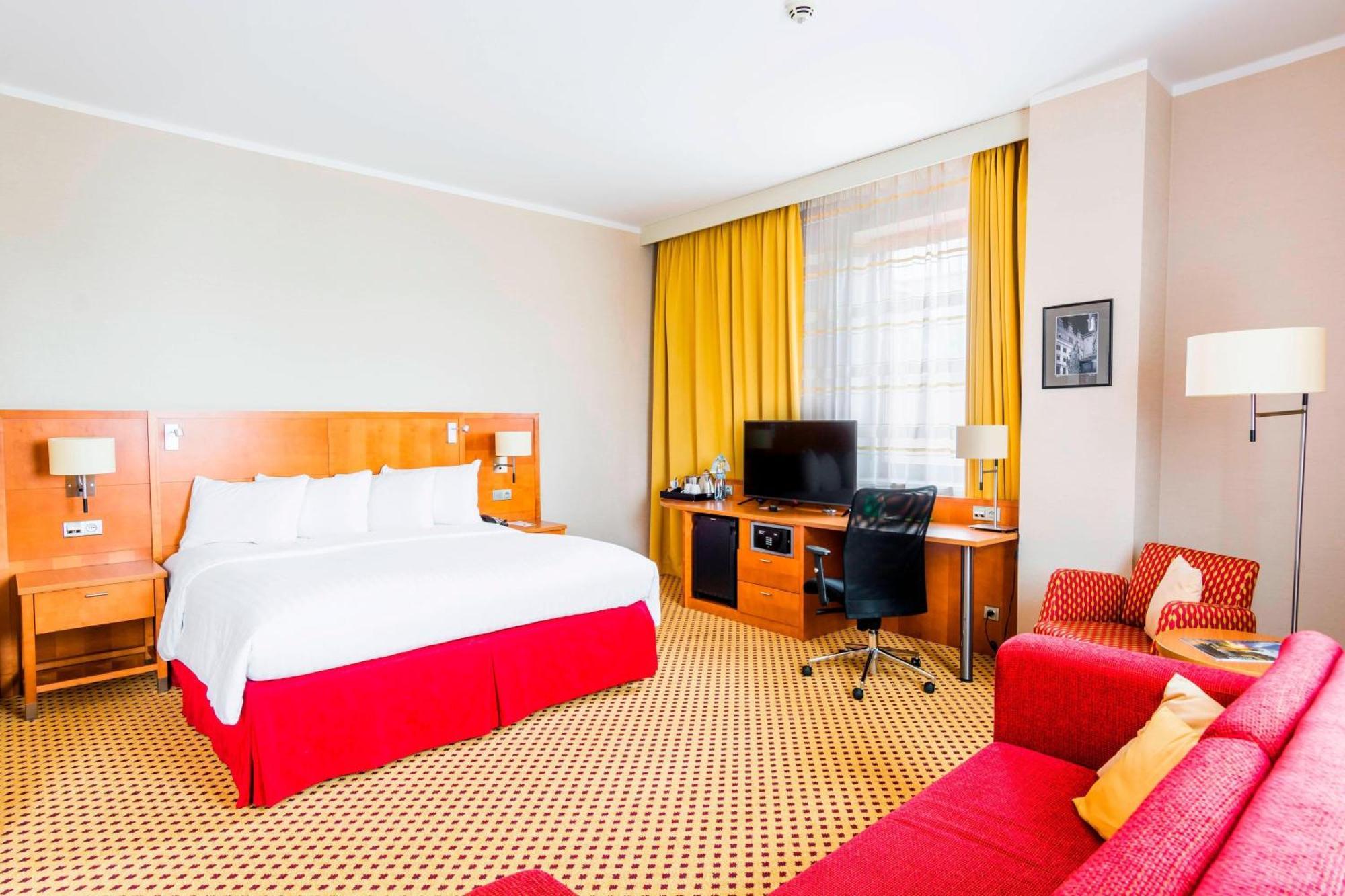 מלון Courtyard By Marriott Pilsen מראה חיצוני תמונה