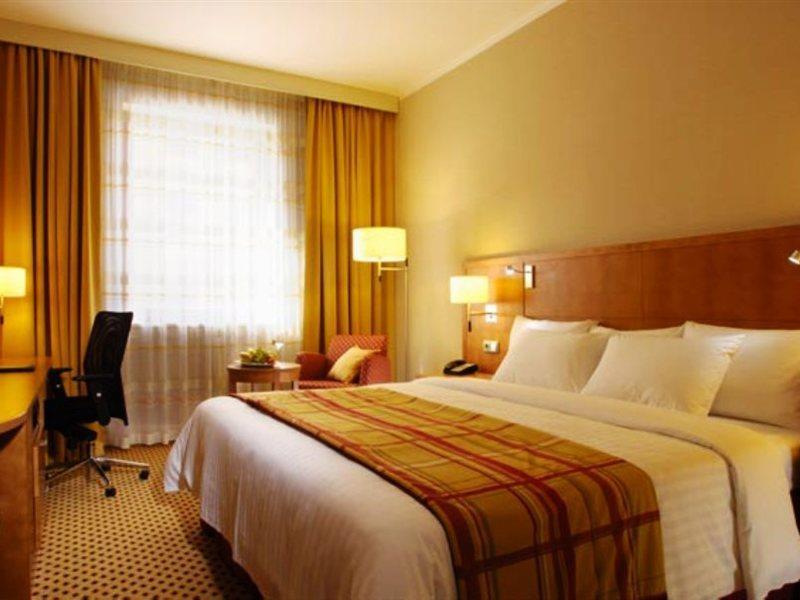 מלון Courtyard By Marriott Pilsen מראה חיצוני תמונה